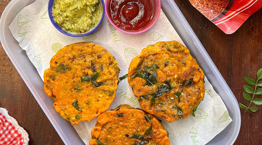 Idli Fritters: A healthy take on our traditional pakodas!