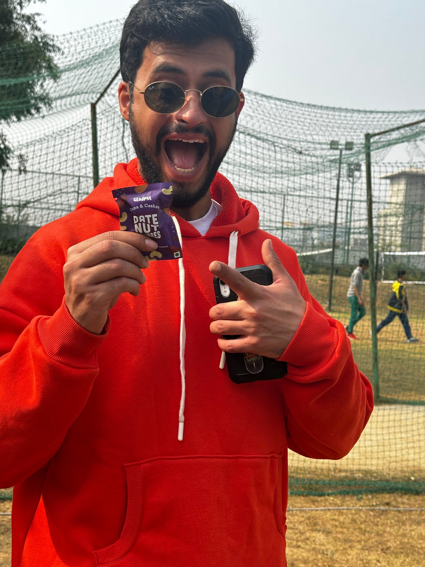 Date Nut Squares - Cocoa and Cashew : 8 Bars