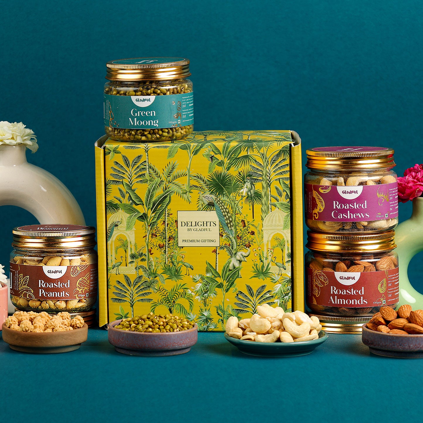 Roasted Nuts Healthy Gift Box : 4 Products