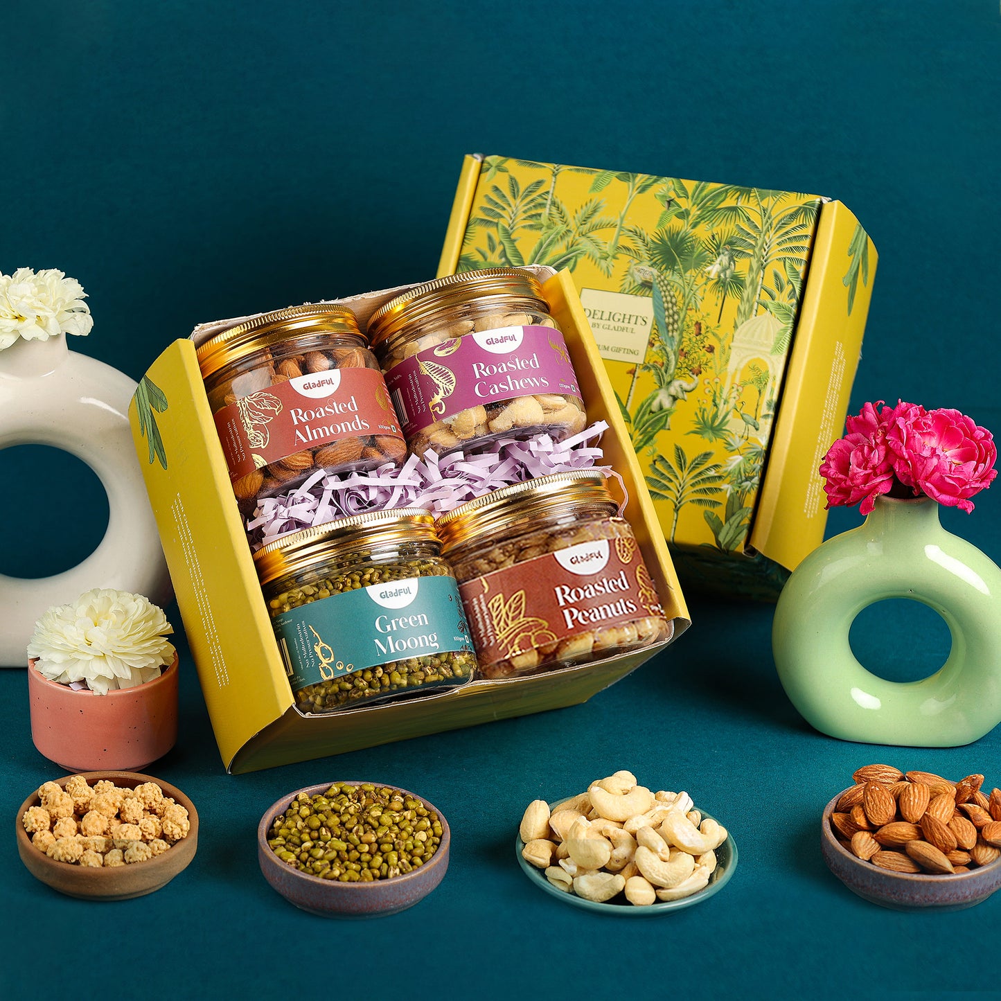 Roasted Nuts Healthy Gift Box : 4 Products